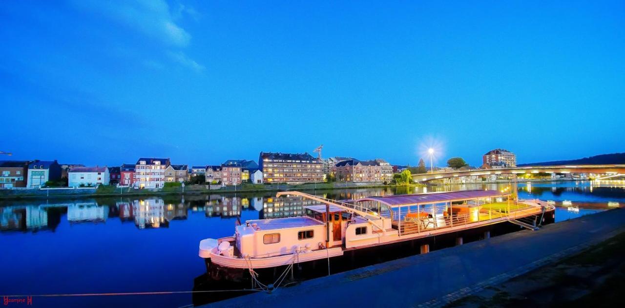 Arcadia - Péniche de Standing à Namur avec vue sur la Citadelle Esterno foto